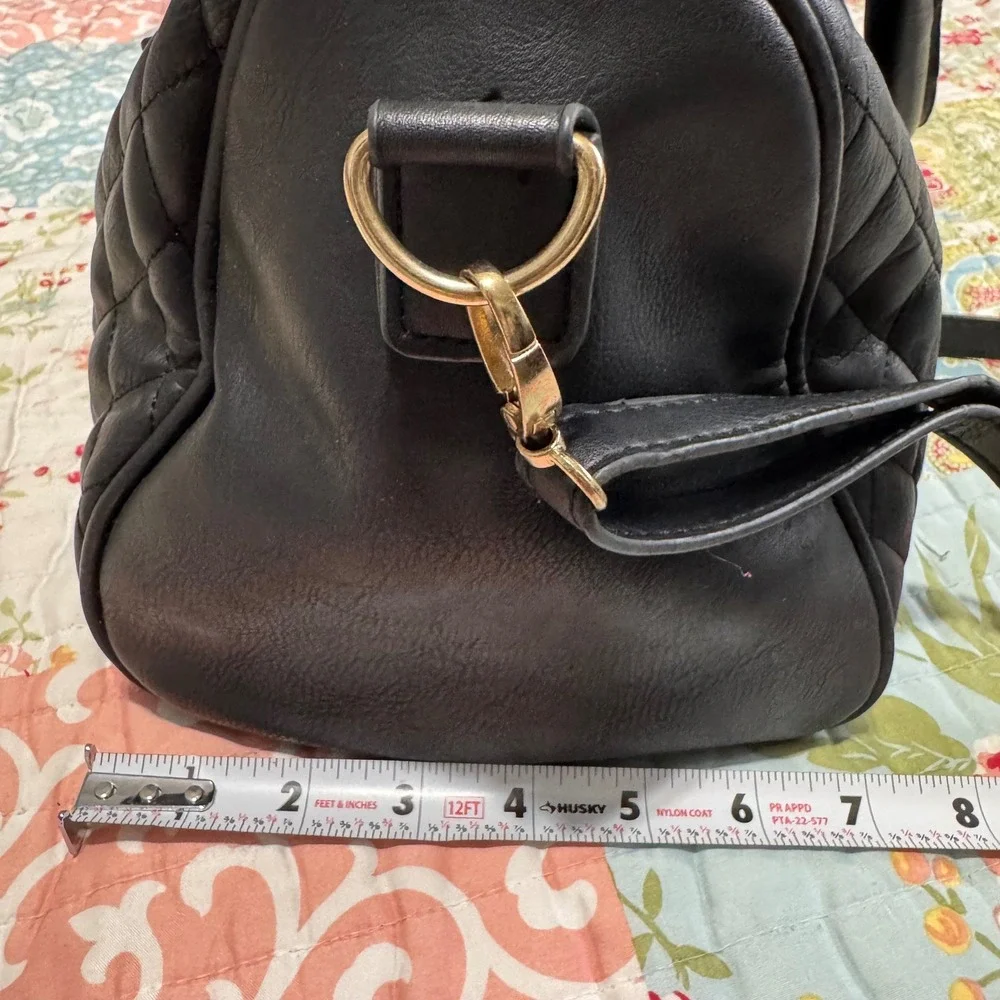 Mango Quilted Black Faux Leather Satchel Handbag Gold Hardware Crossbody Strap‎